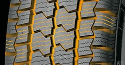 Continental VancoFourSeason 2 - priľnavosť detail dezénu